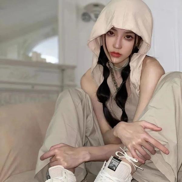 爱上小男人
